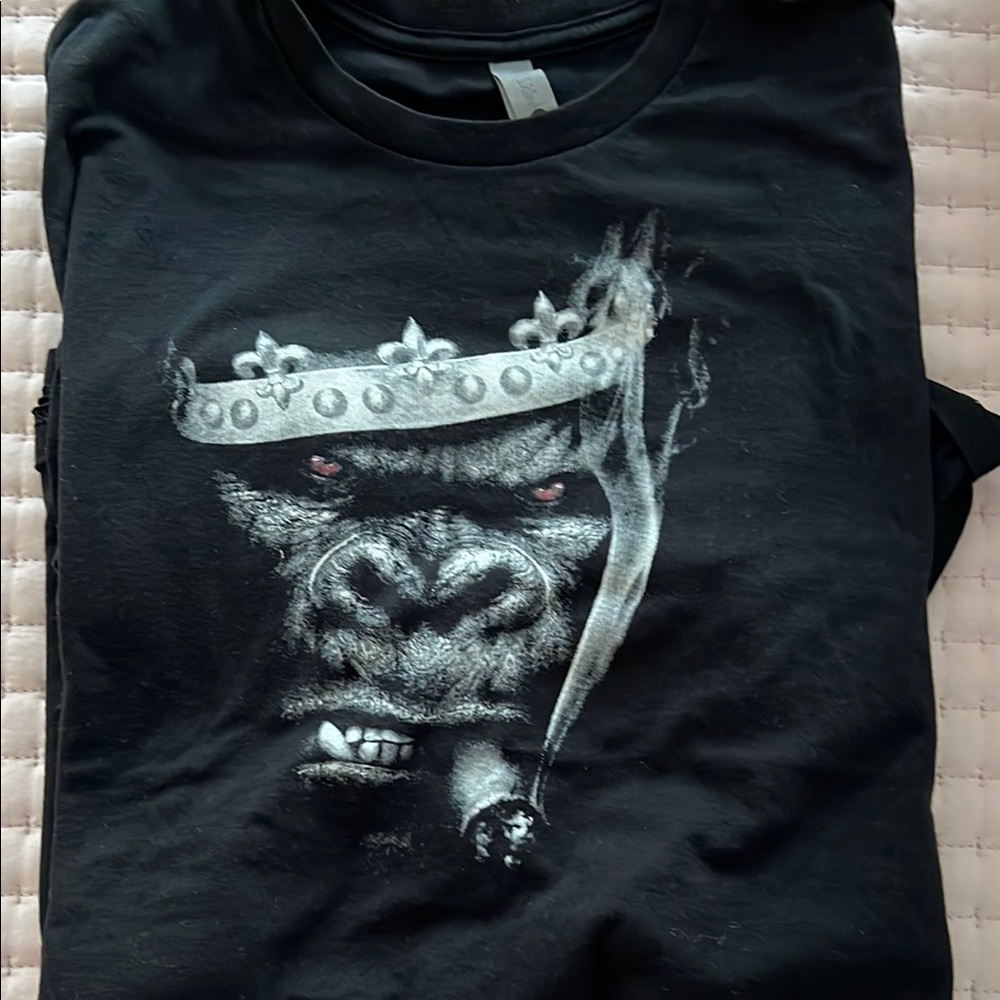 Black Graphic T-Shirt with Gorilla Design M